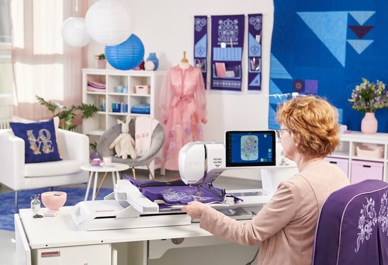 BERNINA 990 Sewing & Embroidery Machine