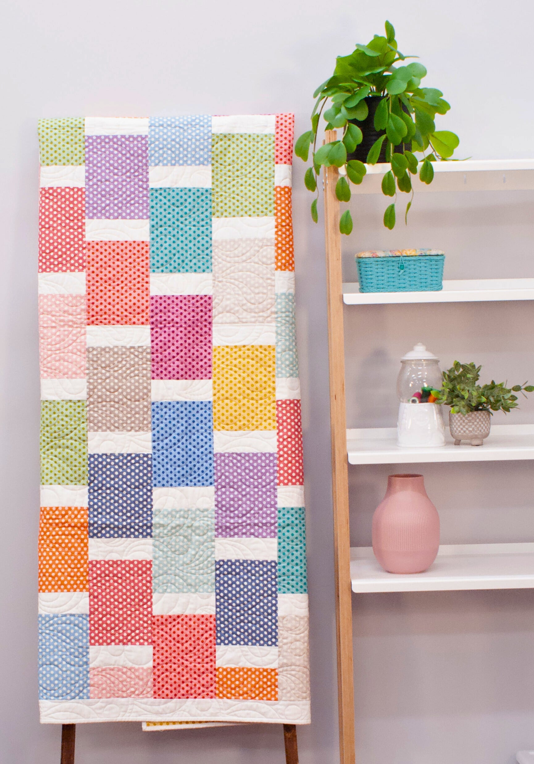 Medium Dots Fat Quarter Bundle 12 Prints