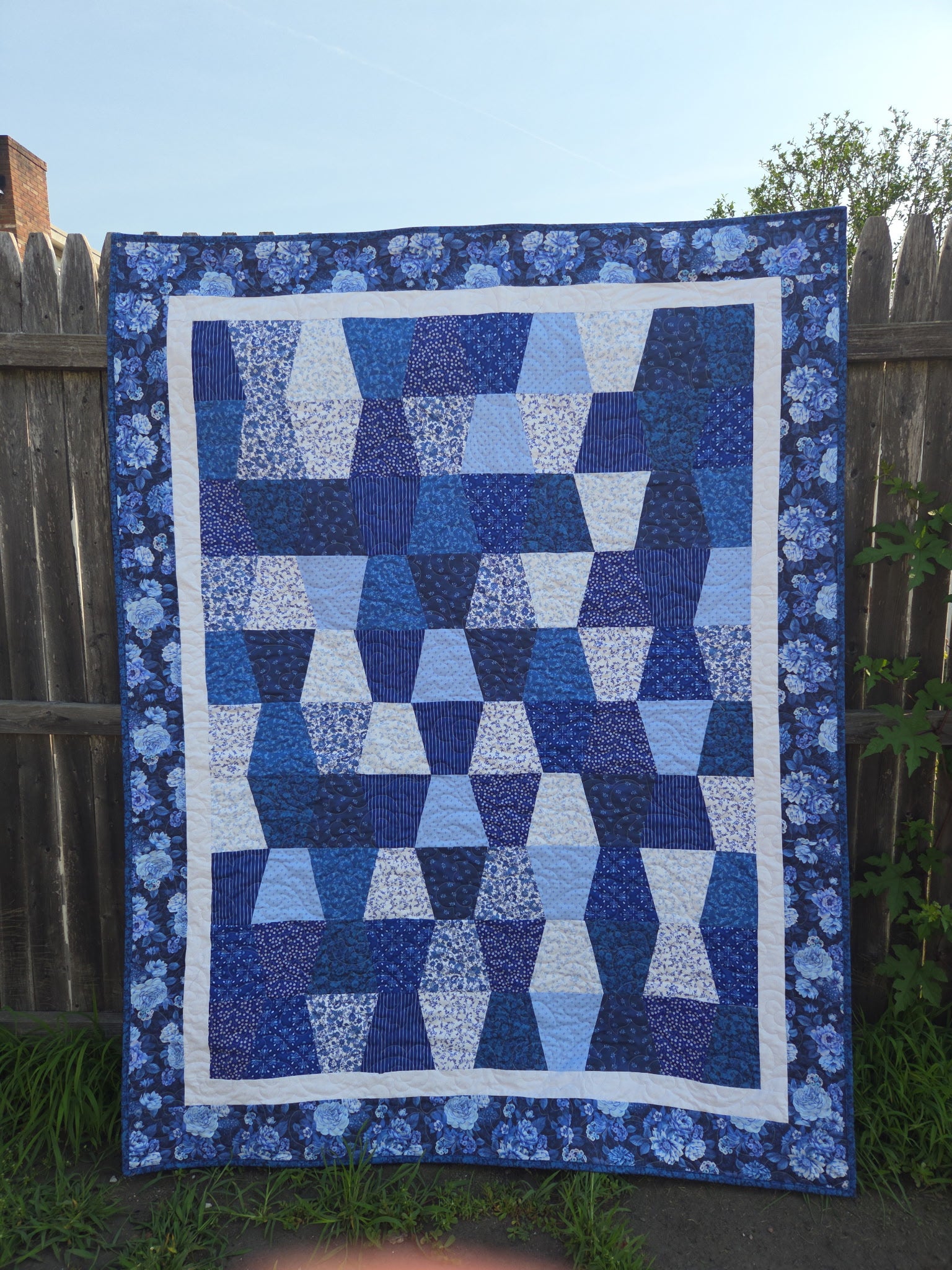 Blue & White Tumbler Kit 54x70