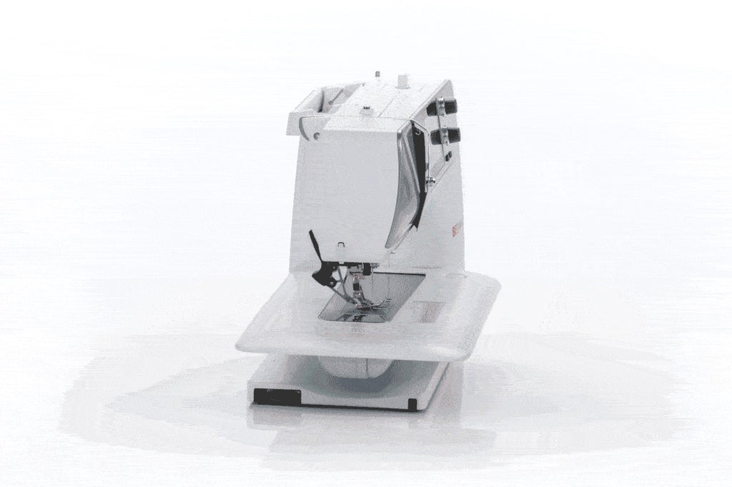 BERNINA 570QE Sewing Machine