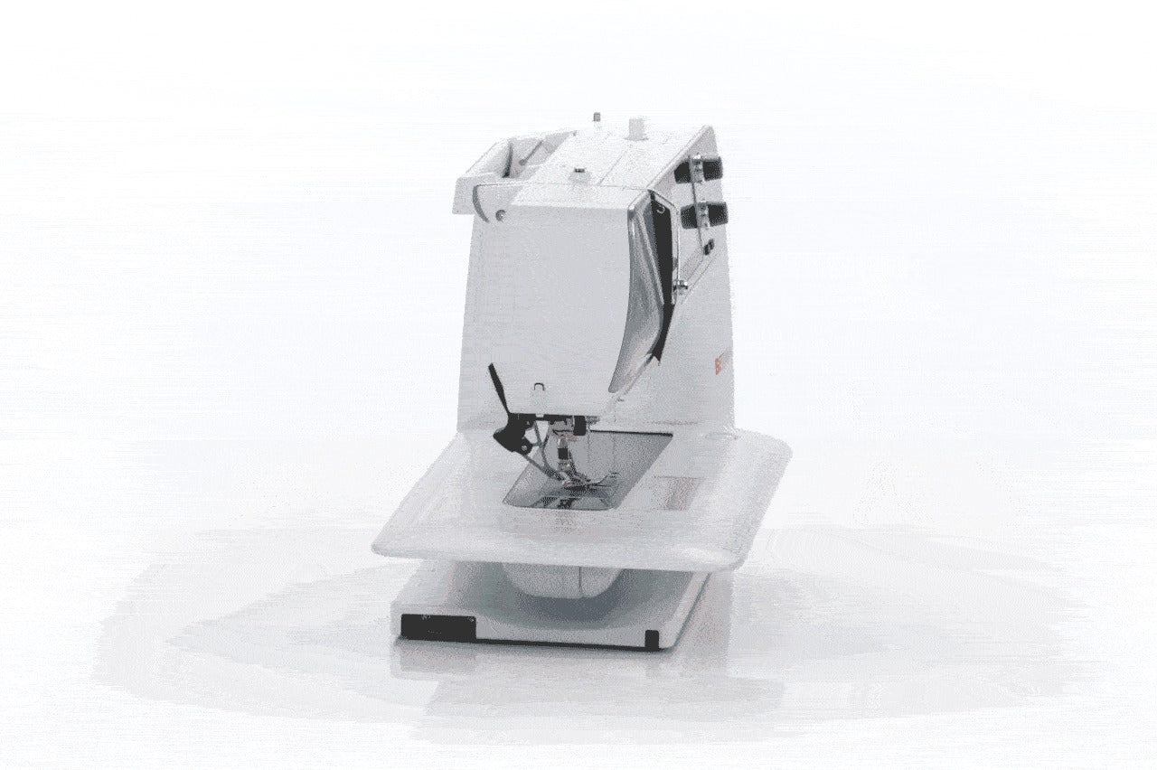 BERNINA 570QE Sewing Machine