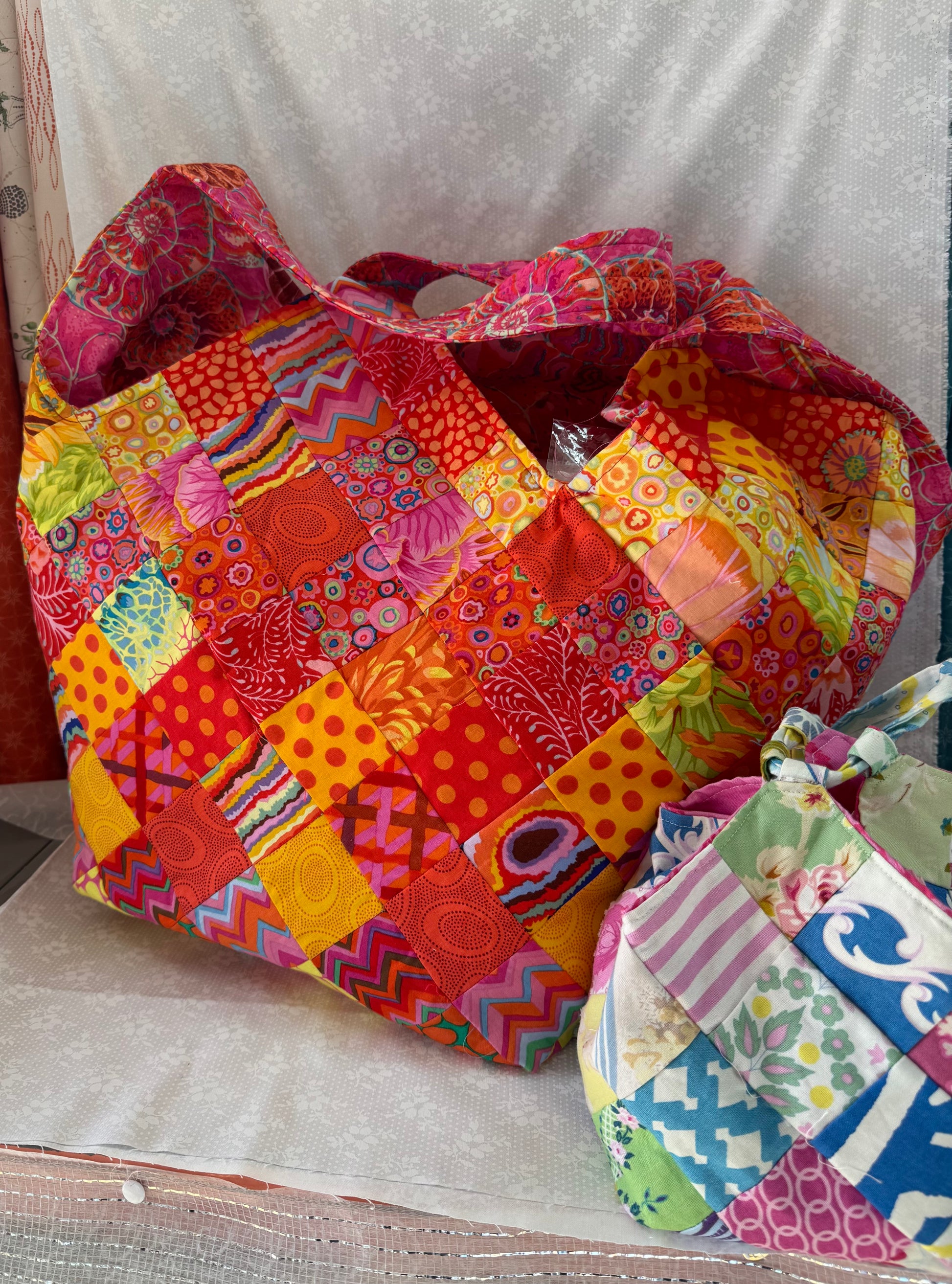 03/11/2026 Mondo, Midi, Bitty Bag Class 10-3