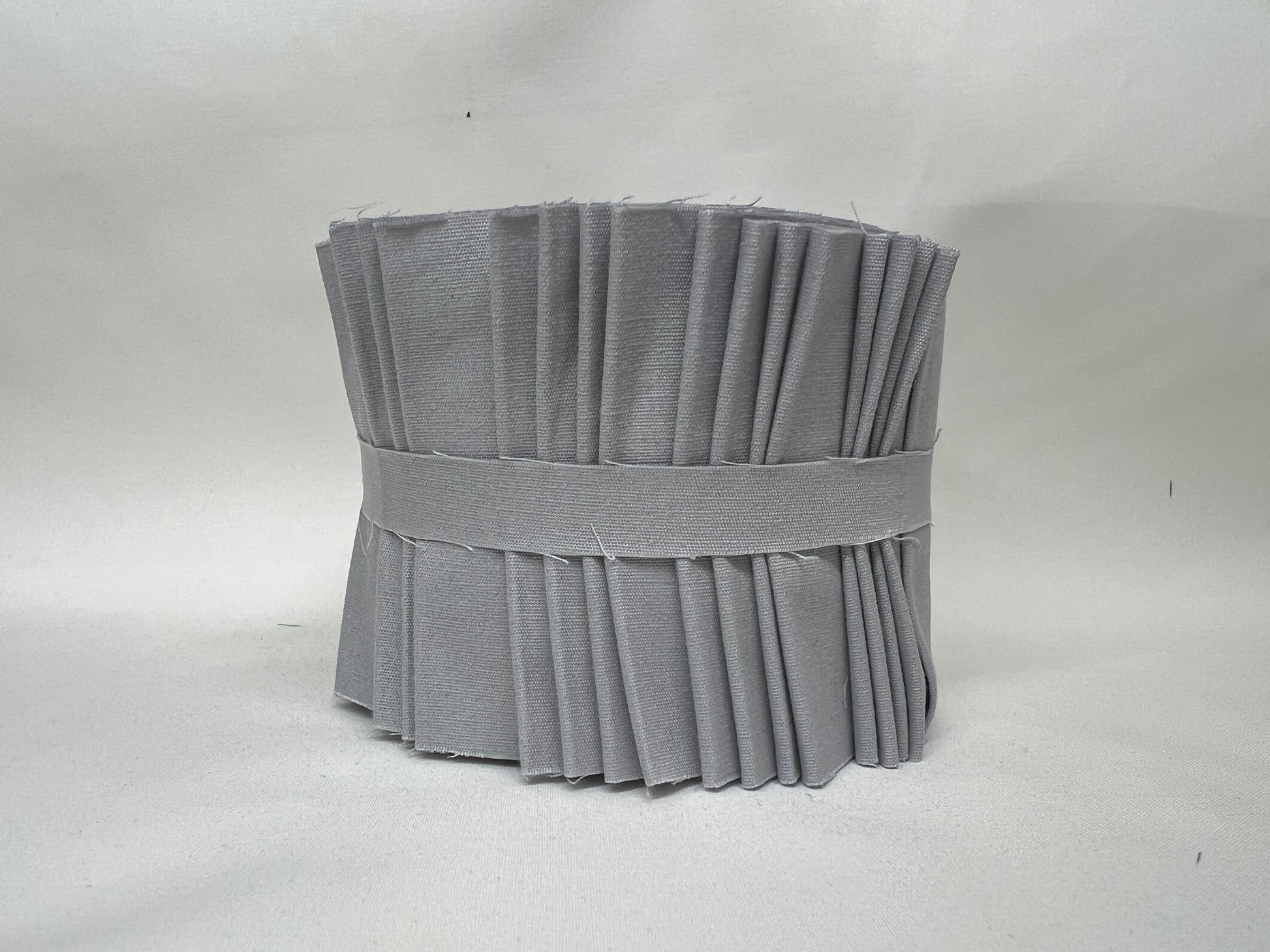 Superior Solids Jelly Roll 20 2.5" Strips Fog