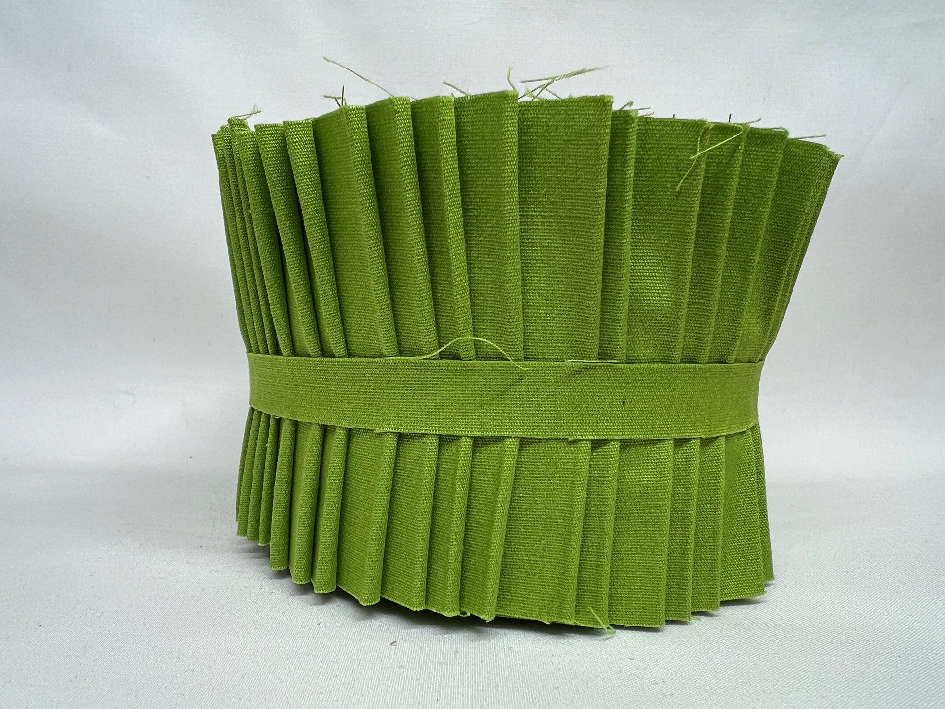 Superior Solids Jelly Roll 20 2.5" Strips Citron