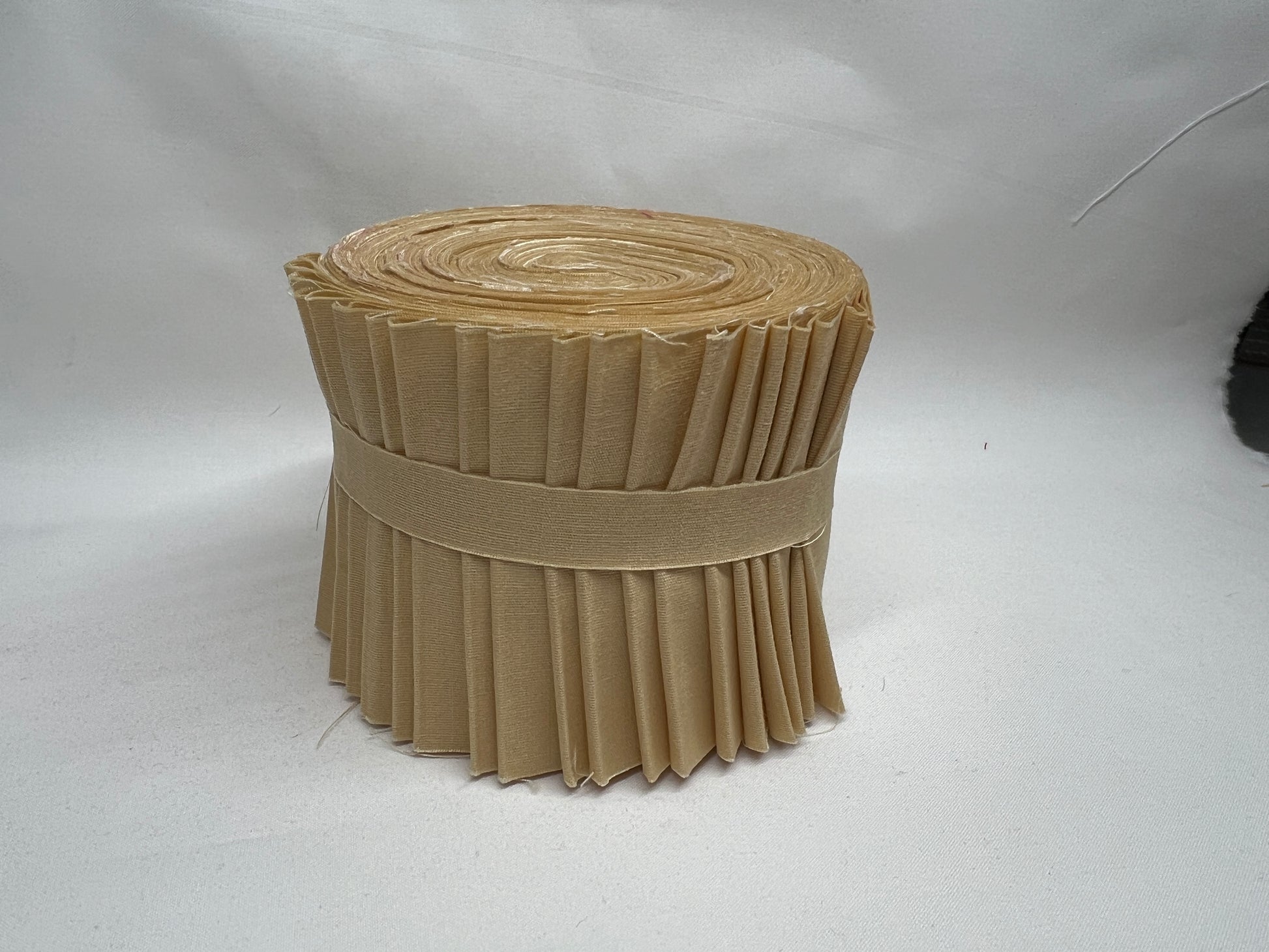 Superior Solids Jelly Roll 20 2.5" Strips Chamois