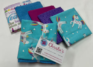 5 Fat Quarters Bundle Unicorn Dance