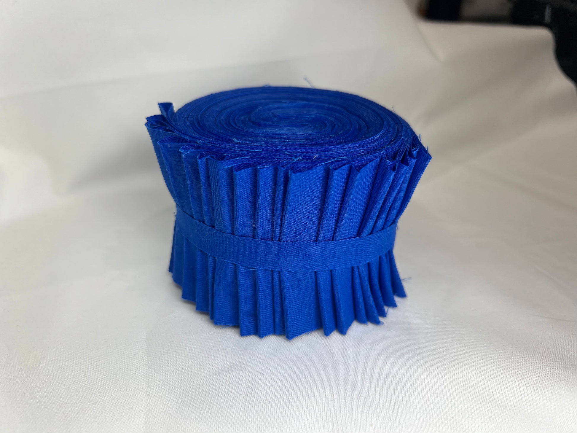Superior Solids Jelly Roll 20 2.5" Strips Sapphire