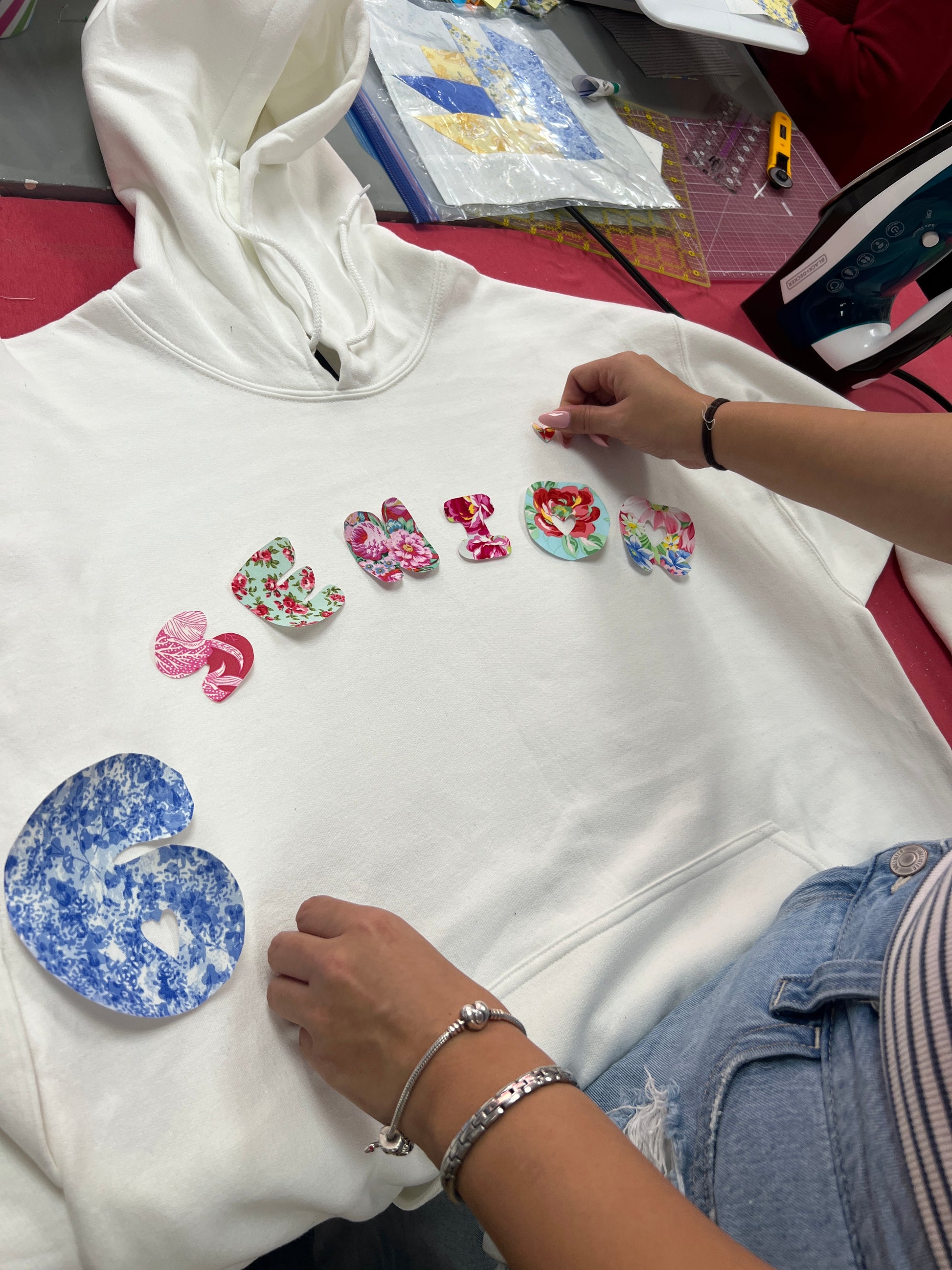 05/16/2026 Applique Custom Sweatshirt Class 10-2