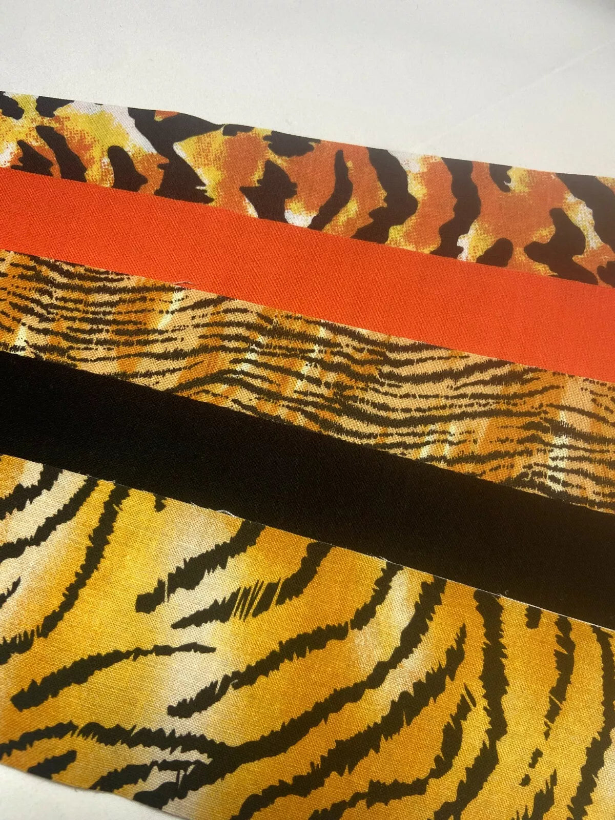 20 Strips 2.5" Jelly Rolls Fabric Squares Pre Cut Quilting Tiger Love
