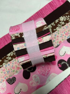 20 Strips 2.5" Jelly Rolls Fabric Squares Pre Cut Quilting Hearts Brown & Pink