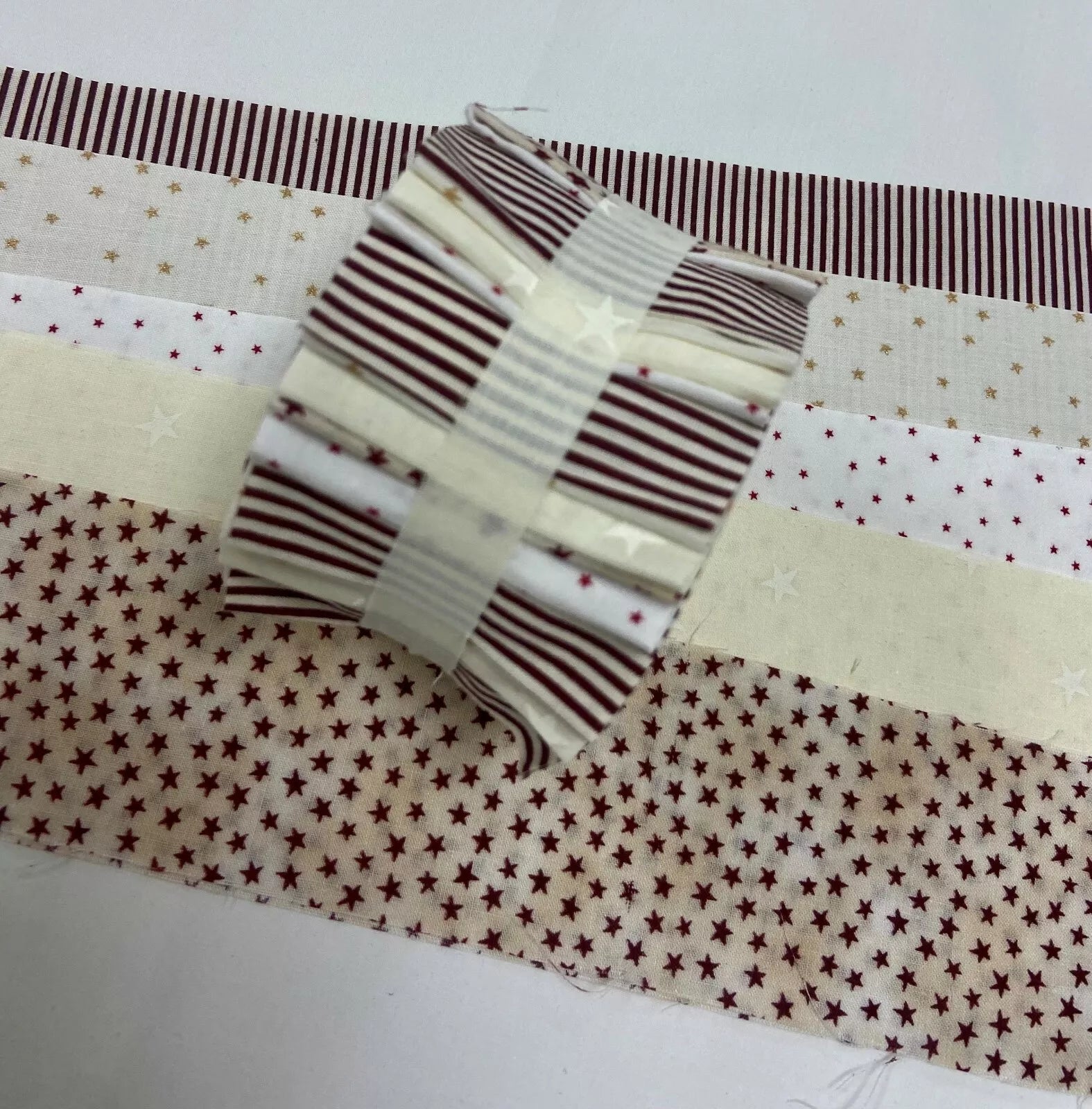 20 Strips 2.5" Jelly Rolls Fabric Squares Pre Cut Quilting Stars & Stripes