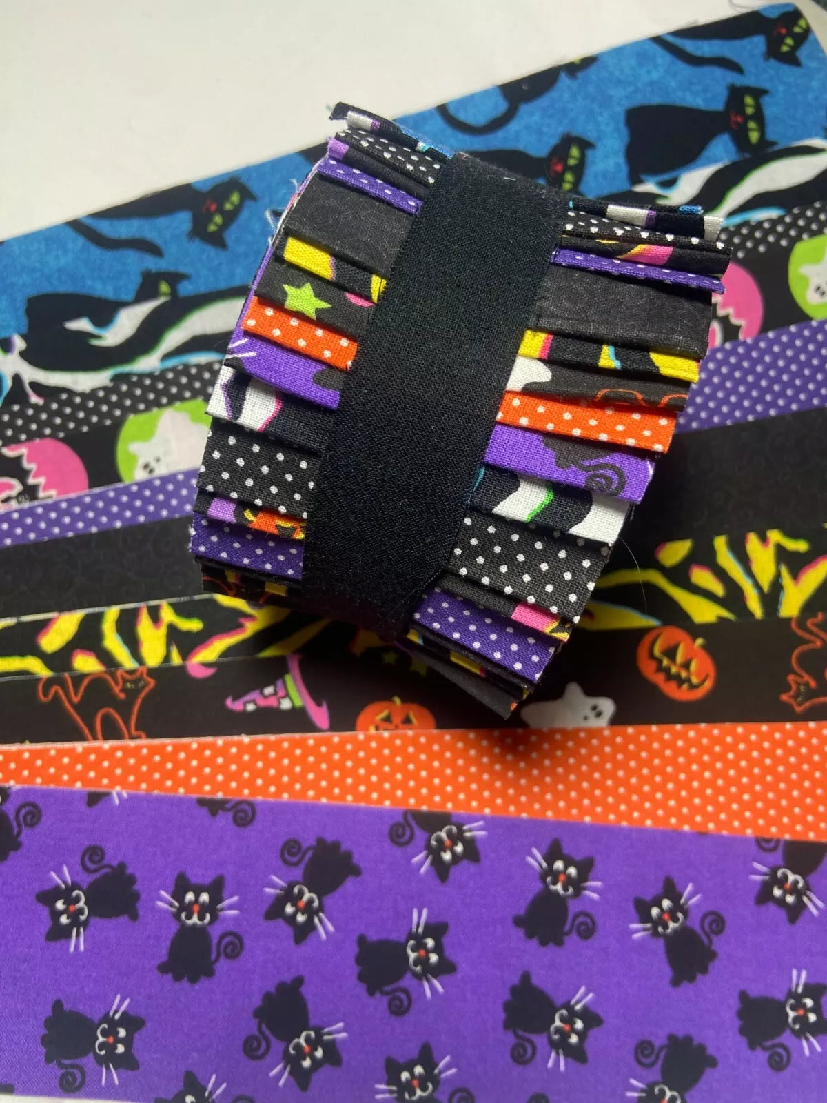 20 Strips 2.5" Jelly Rolls Fabric Squares Pre Cut Quilting Halloween Play
